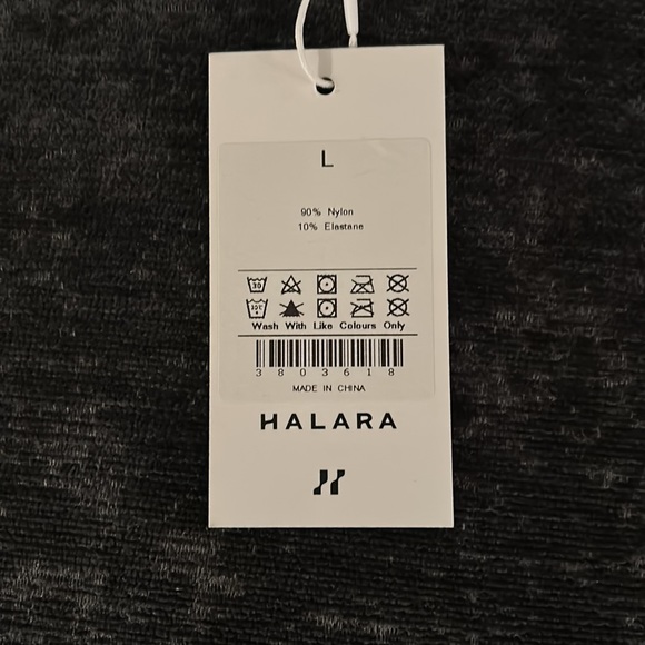 NWT HALARA CRISSCROSS YOGA SPORTS BRA 🧘🏻♀️ - Picture 4 of 6